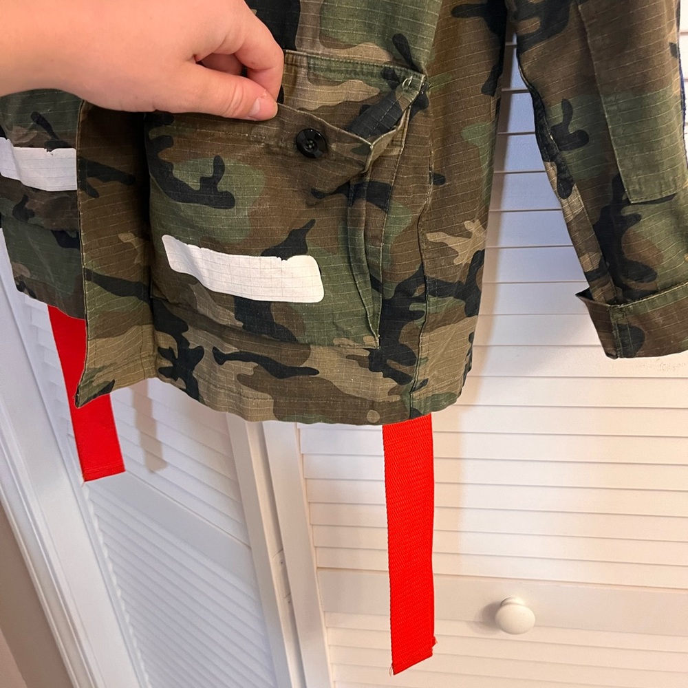 Off White Field Jacket - image 4